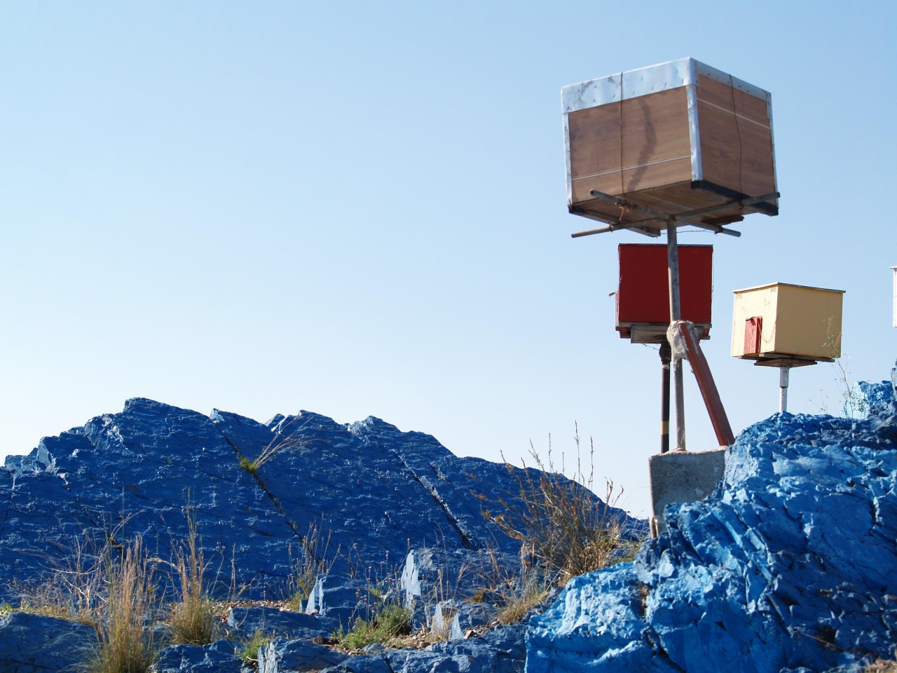 Plano cercano a la montaña, fechado en 2015.
