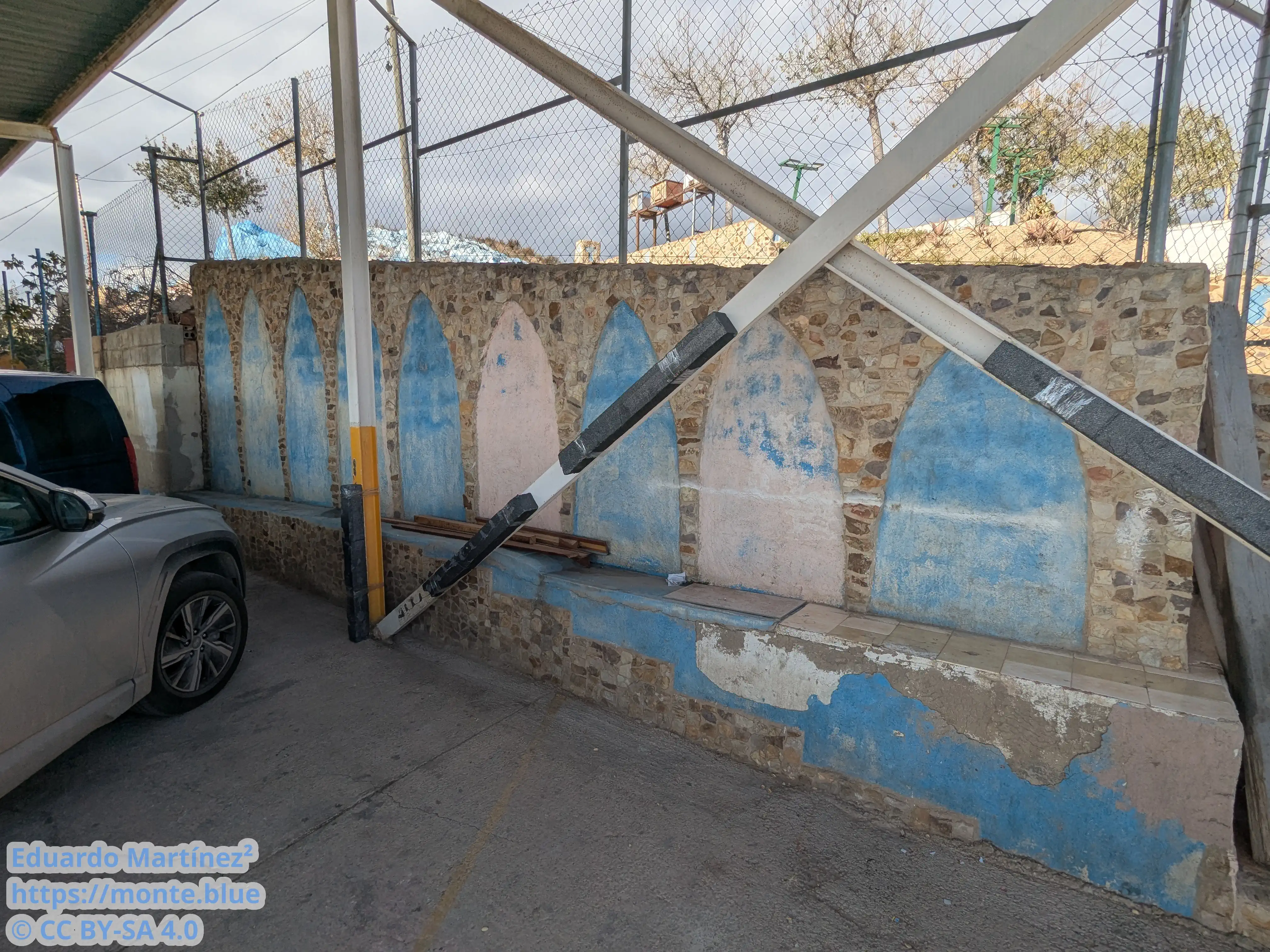 Aparcamiento de la zona, diciembre 2024.